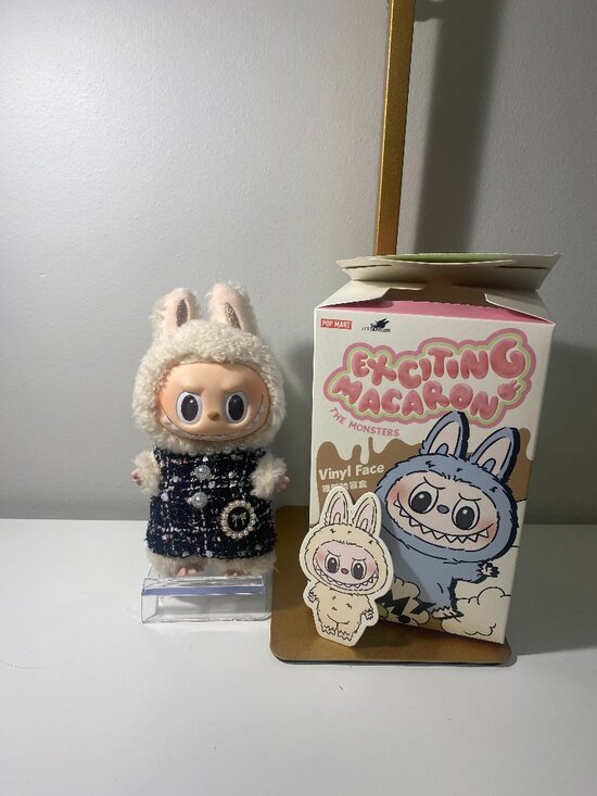POP MART Other - Authentic Exciting Macaroon LaBuBu Soymilk